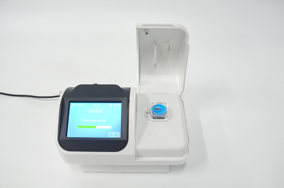 Penganalisis HbA1c POCT Satu Langkah Penganalisis Pengujian HbA1c LD-100 Penganalisis Hemoglobin